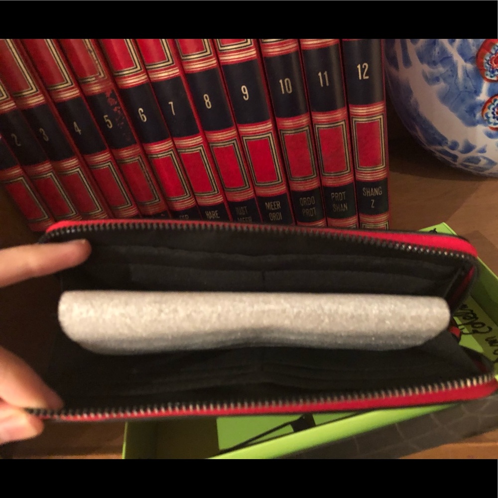 🌼 Sam Edelman Wallet 🌸 - Picture 4 of 4